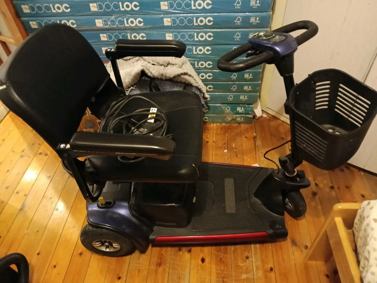 Mobility scooter pride Gogo travel elite - Image 2