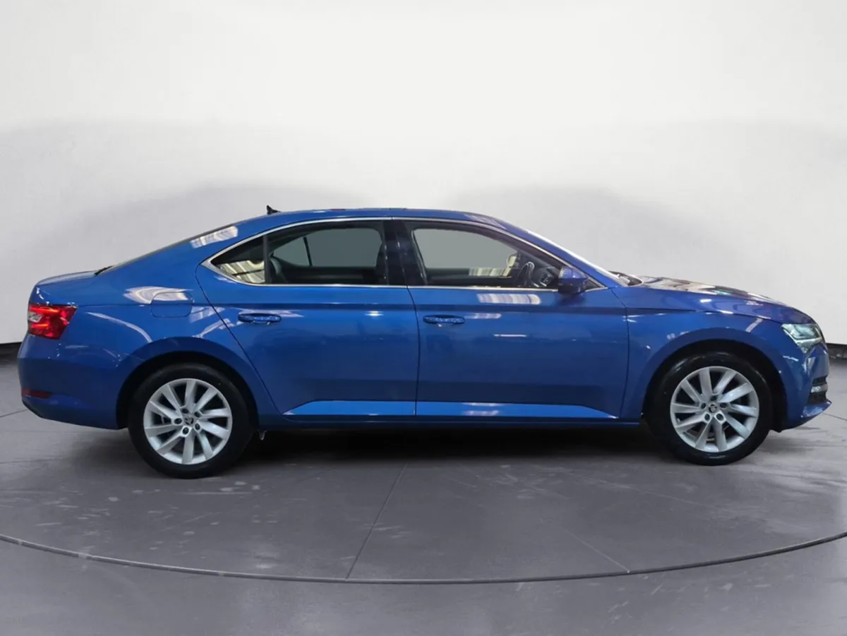 Skoda Superb AMBITION 2.0 TDI 150HP 5DR - Image 4