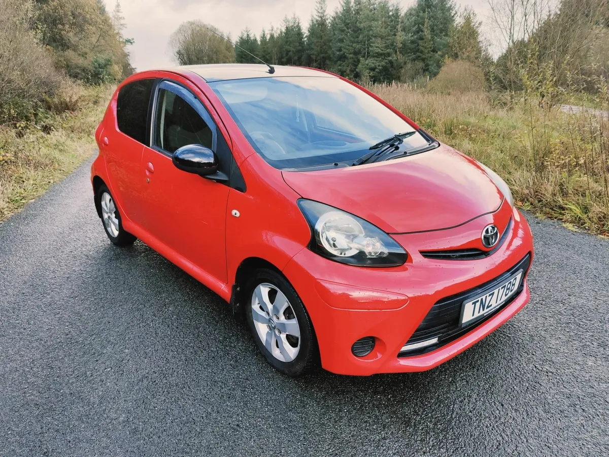 Citroen C1 2013 Toyota Aygo - Image 2