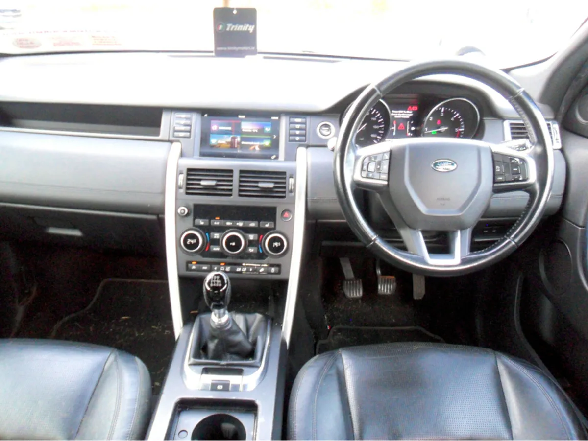 Land Rover Discovery 2.0 TD4 HSE 180PS 5DR 7SEATS. - Image 4