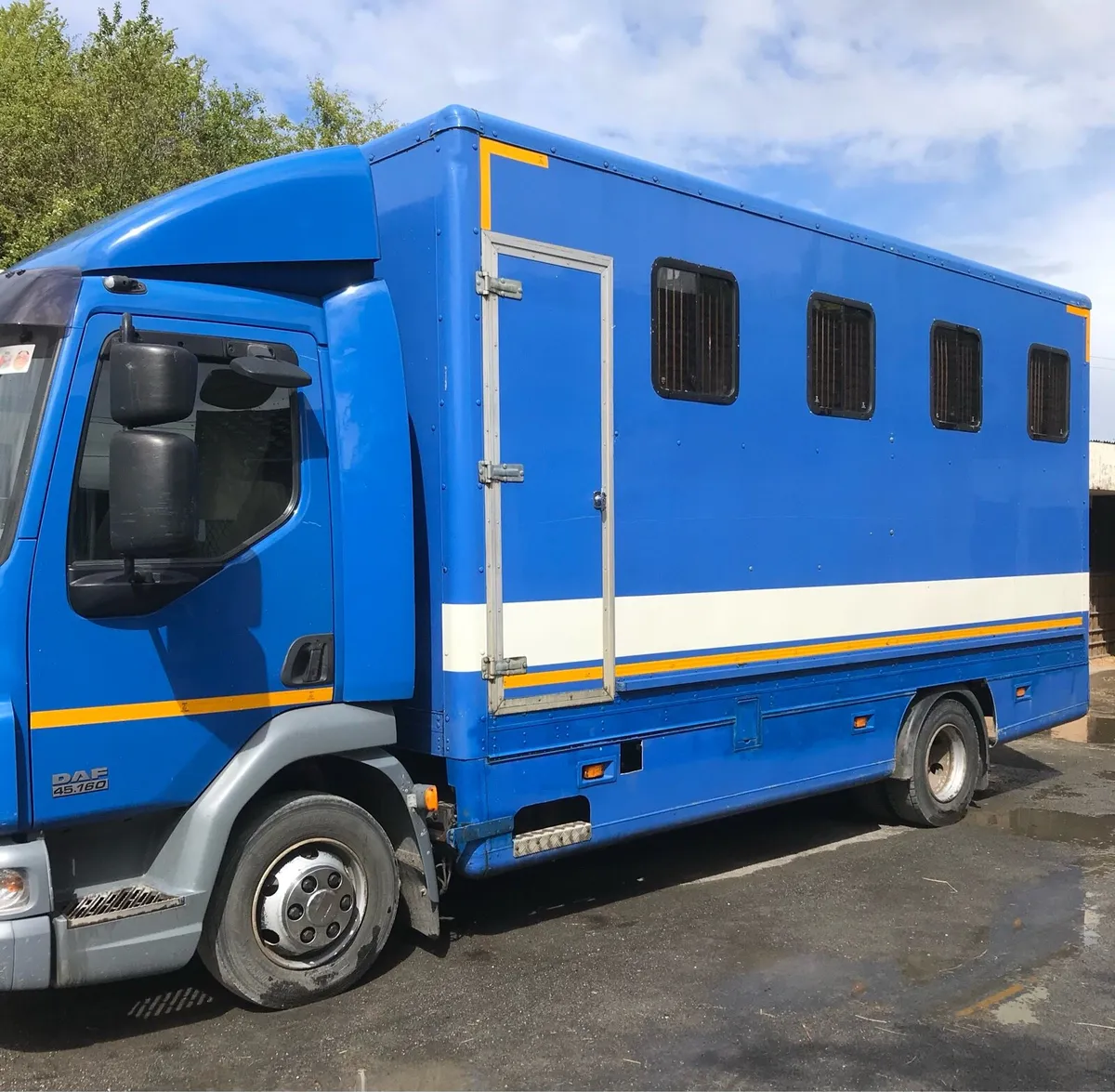 Horsebox - Image 1