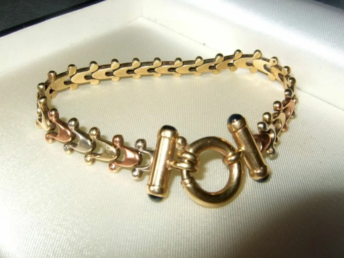 Vintage Hallmarked 9ct Gold/3 Colour Gold Bracelet - Image 3