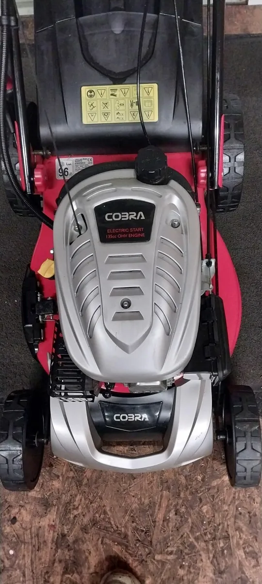 Lawnmower cobra - Image 1