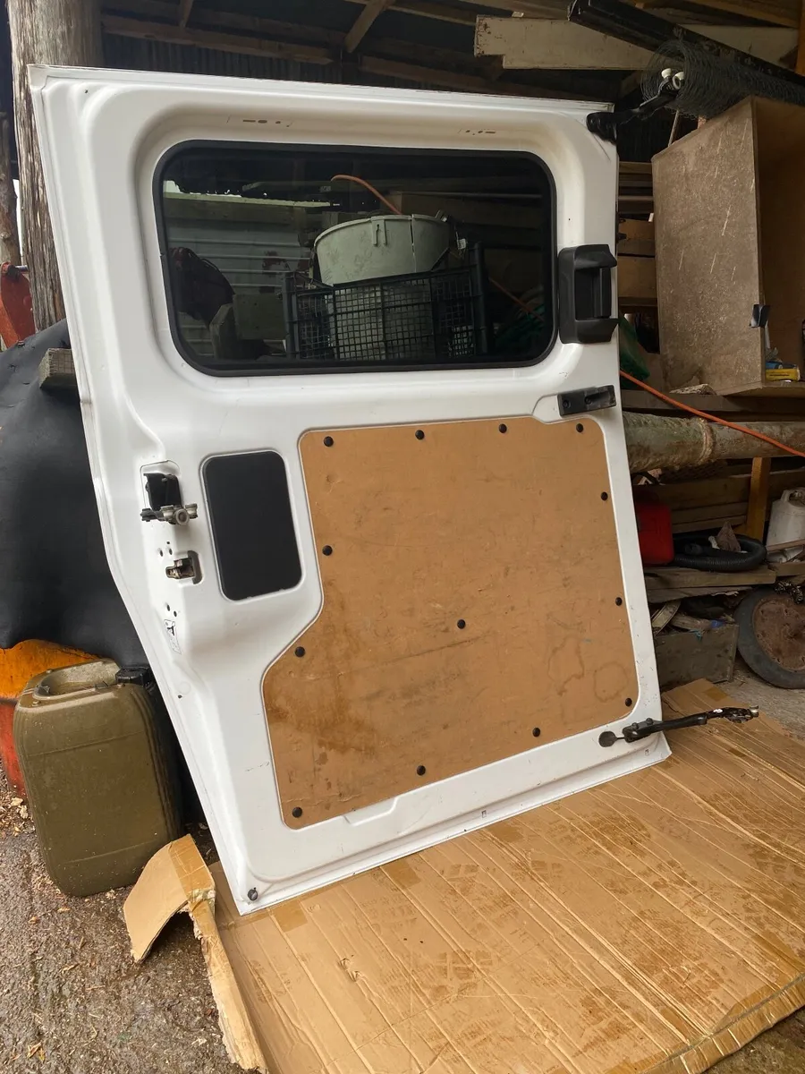 Ford Transit Custom crewcab door - Image 3