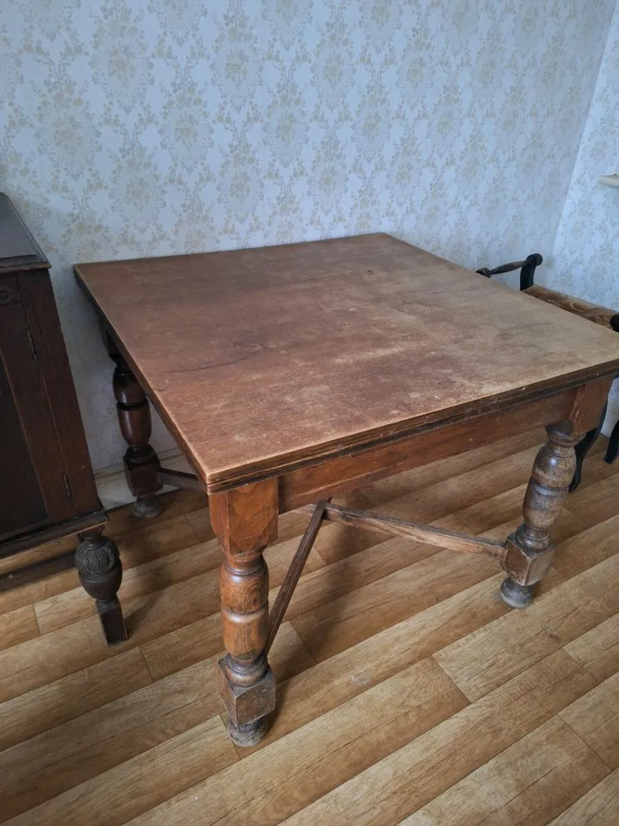 Extendable dining table - Image 2