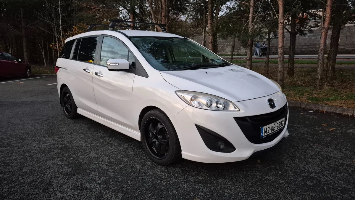 2014 Mazda 5 7 Seater 1.6TD Low Miles - Image 1