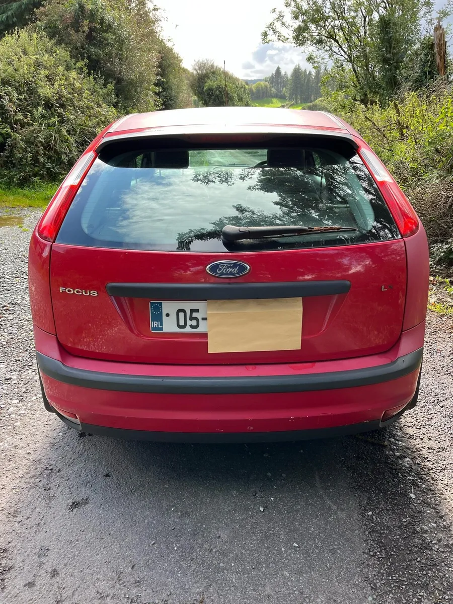 2005 Ford Focus - Image 4