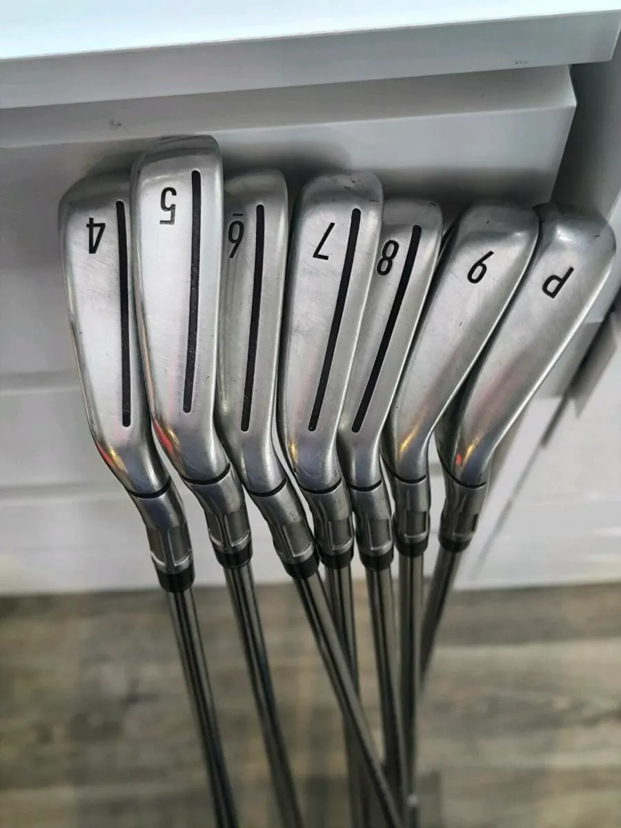 Taylormade Sim2 Max Irons - Image 1