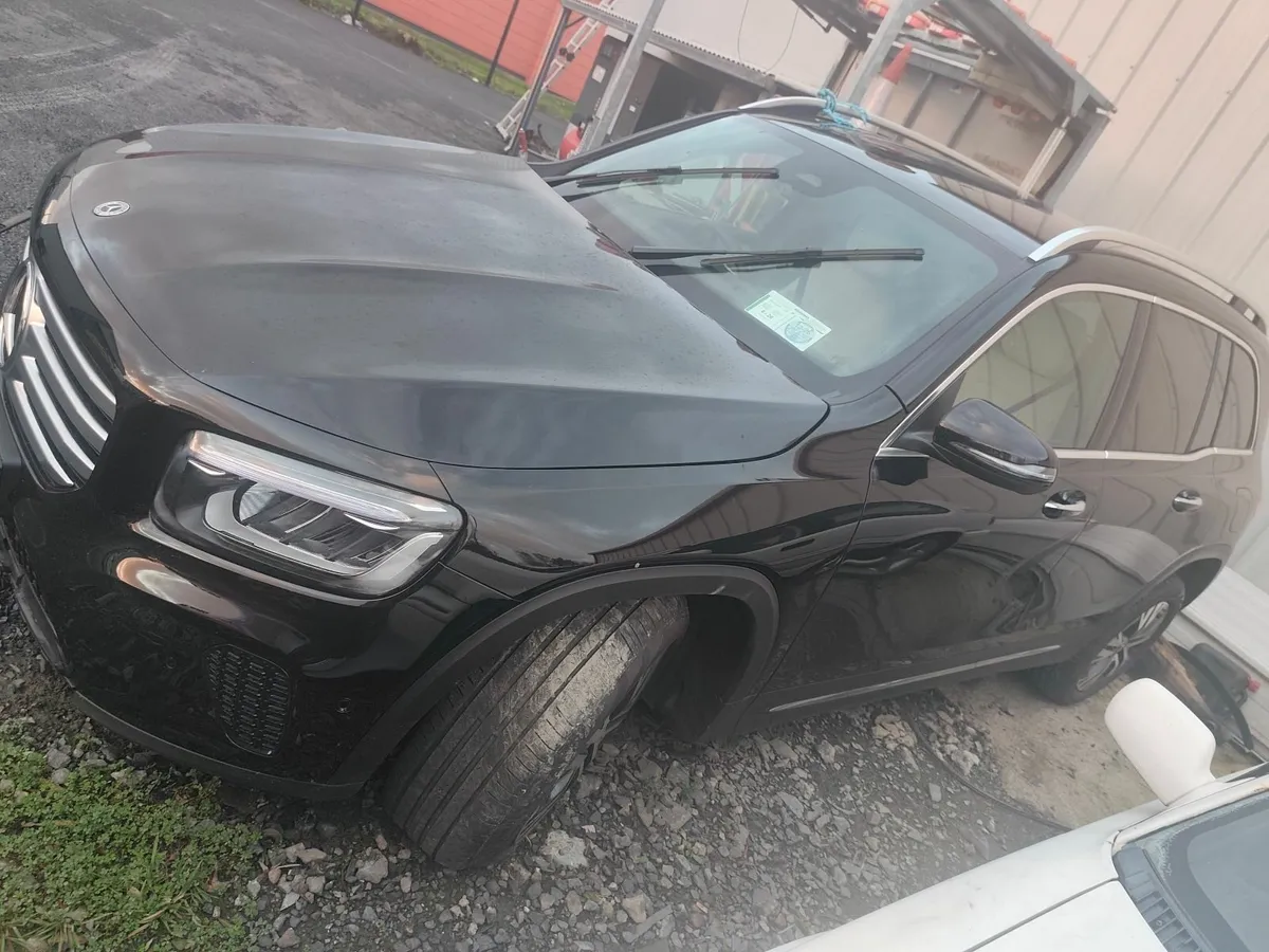 251 Mercedes glb auto 7seats - Image 1