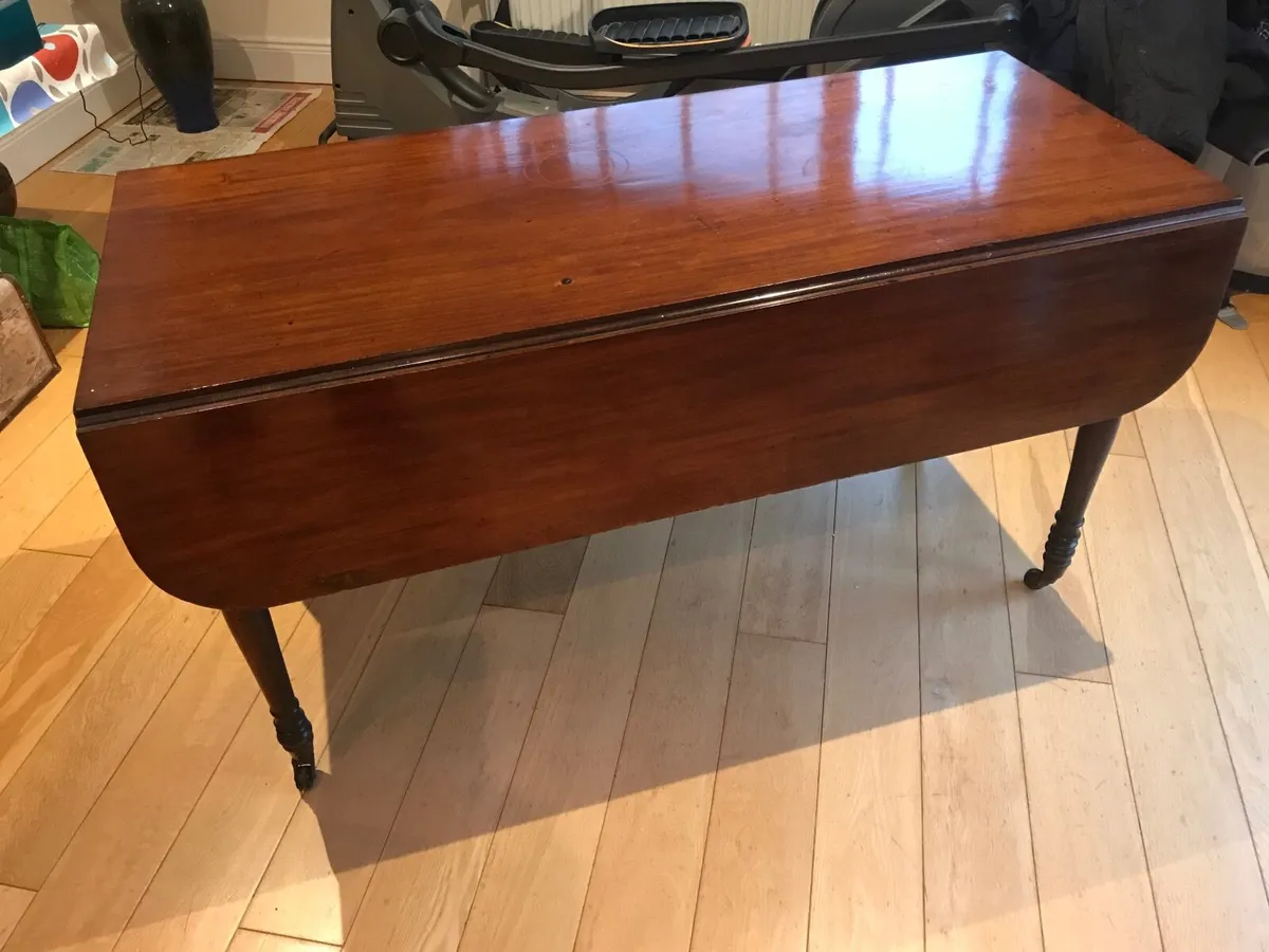 Pembroke Table - Image 1