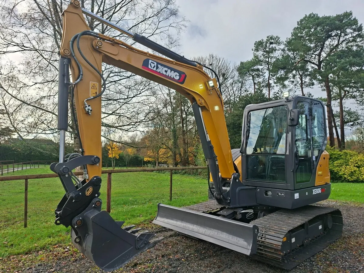 XCMG XE60G PRO Mini Digger 6ton Brand New Unused! - Image 2