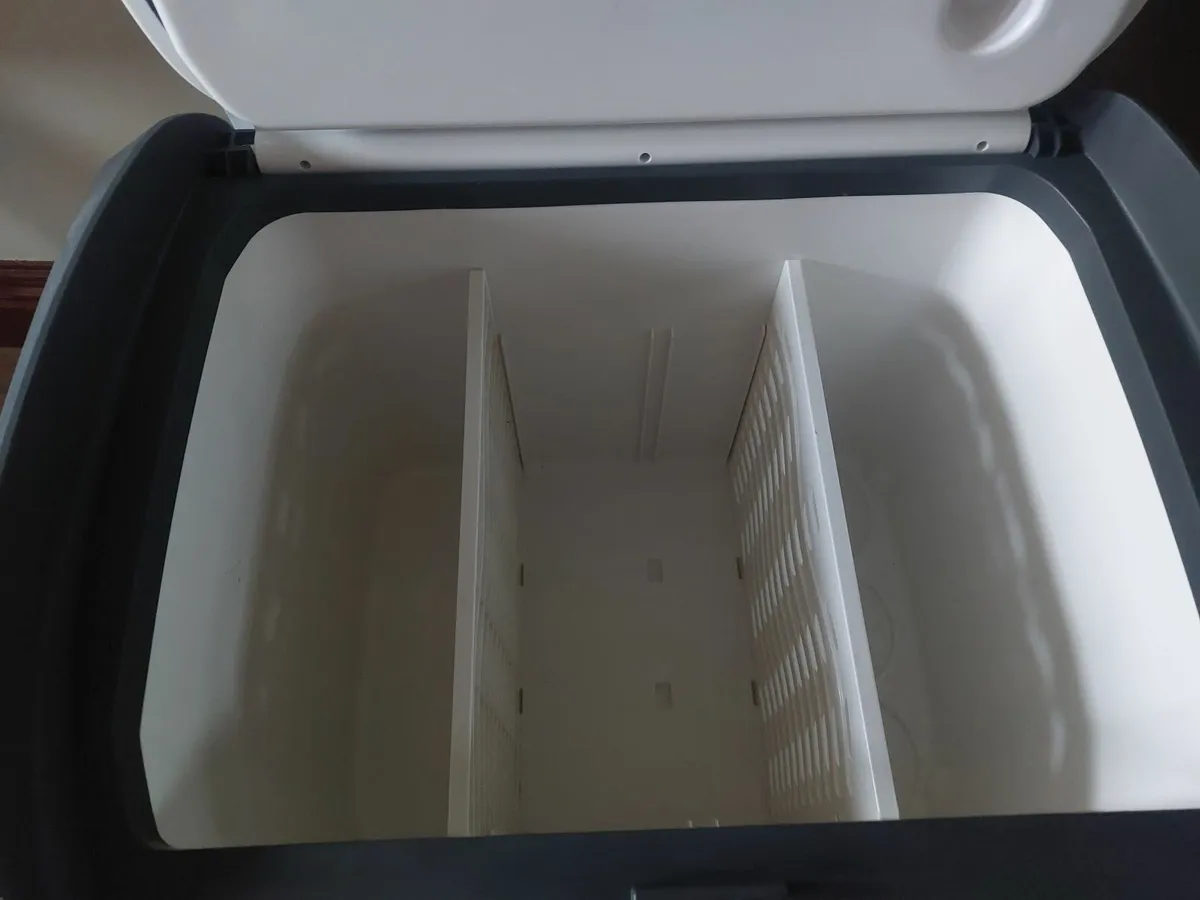 Portable mini Fridge - Image 4