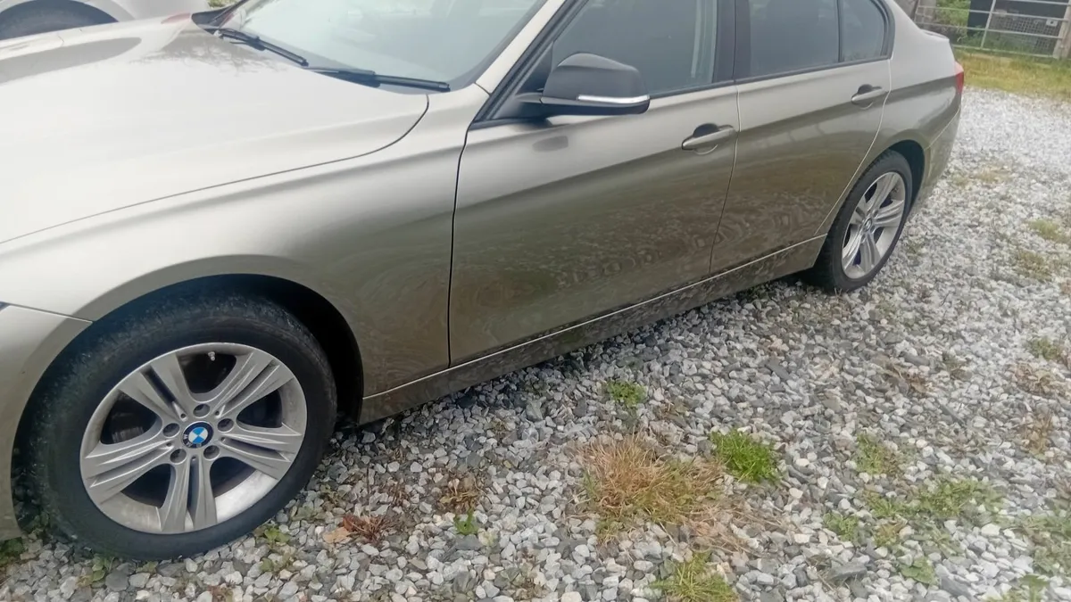 BMW 3-Series 2017 - Image 1