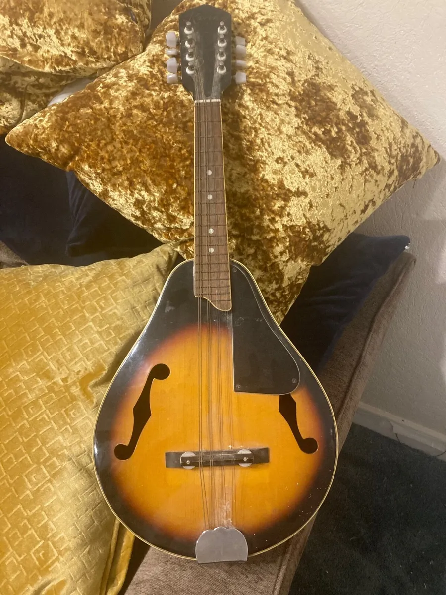 Mandolin - Image 1