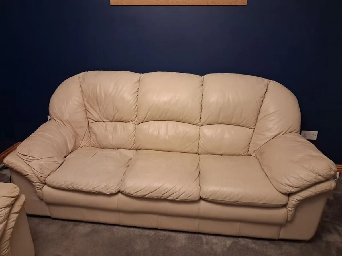 leather sofa and arm chairs - Image 1