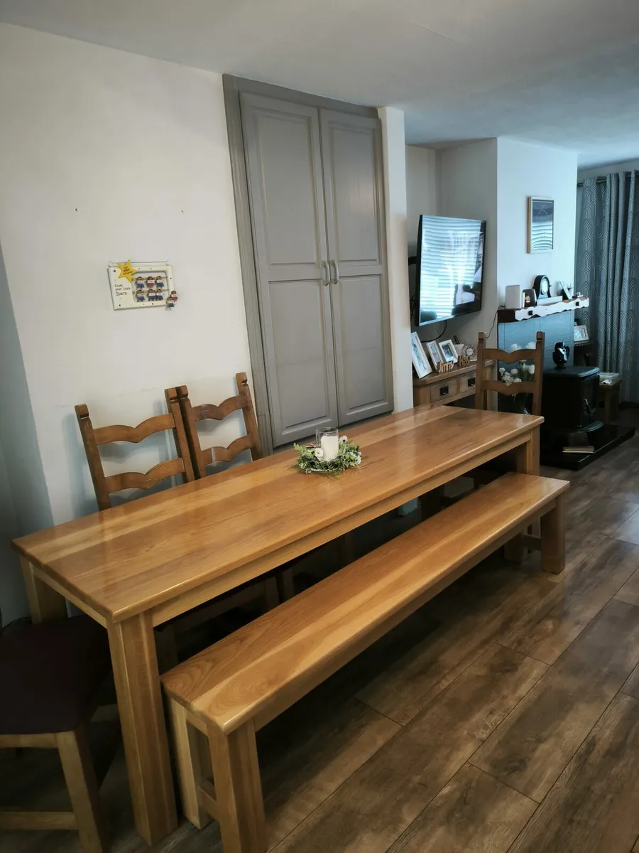 Solid oak table - Image 2