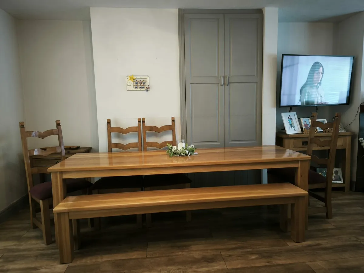 Solid oak table - Image 3