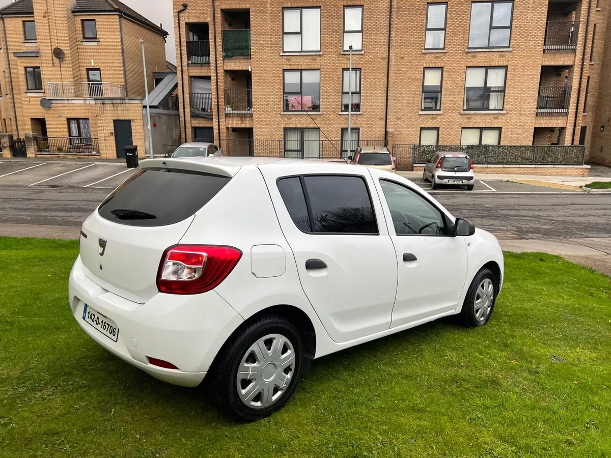 Dacia sandero 1.1 petrol Nct - Image 4