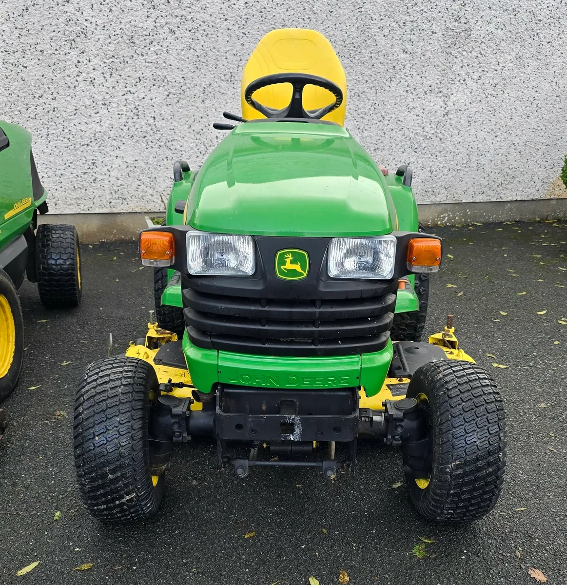 2 JOHN DEERE 4WD DIESELS - Image 2