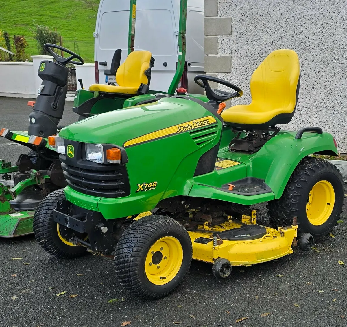 2 JOHN DEERE 4WD DIESELS - Image 4