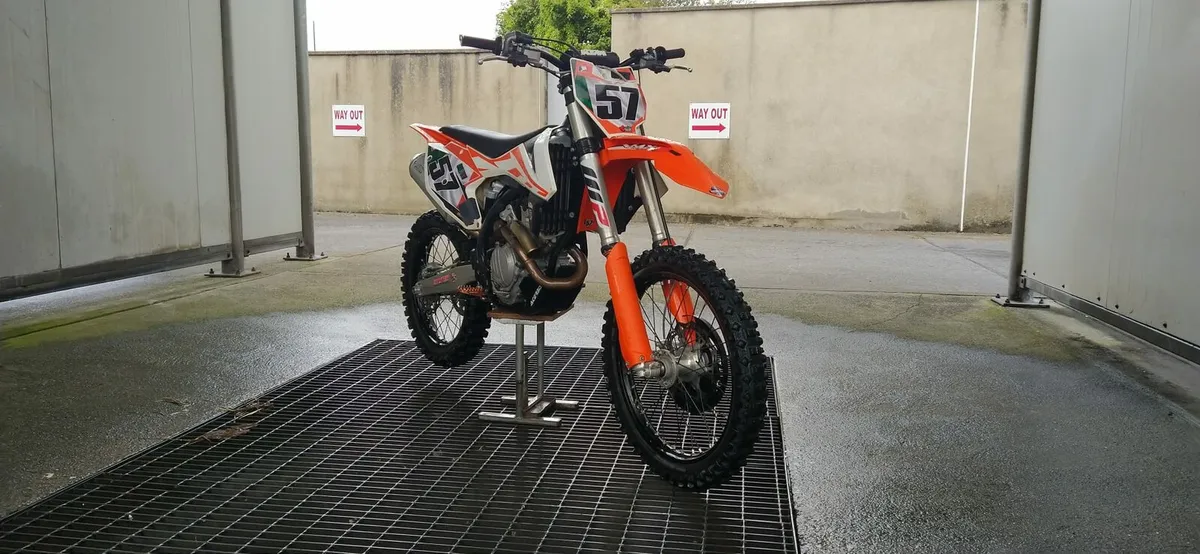 KTM 350 SX-F - Image 1