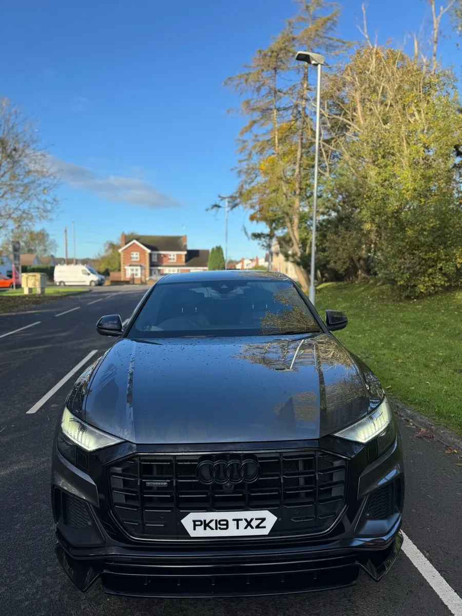Audi Q8 3.0 50 TDI Sline Quattro.         £28950 - Image 4