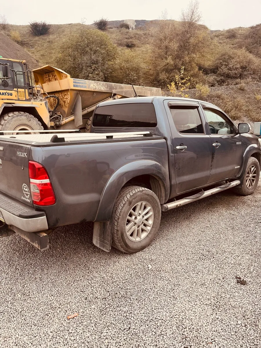 Toyota hilux - Image 1