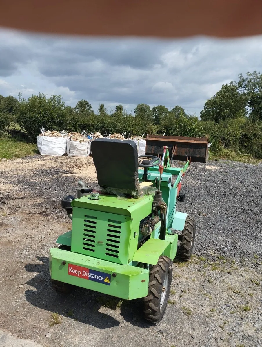 Mini loading shovel - Image 2