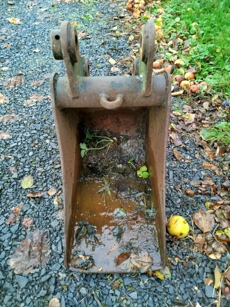 Mini digger bucket - Image 3