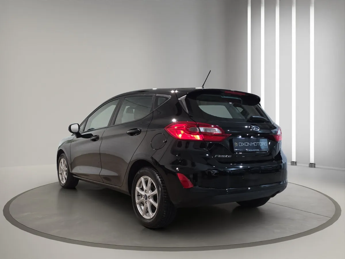 Ford Fiesta 2019 1.1 Manual - Image 4