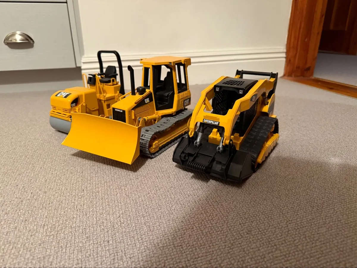 CAT Construction Toys - Image 1