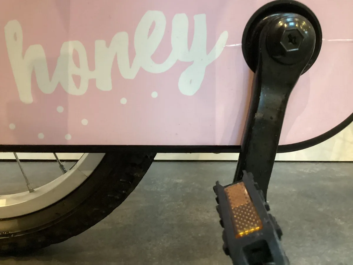 BLACK FRIDAY - PINK BIKE - Image 3