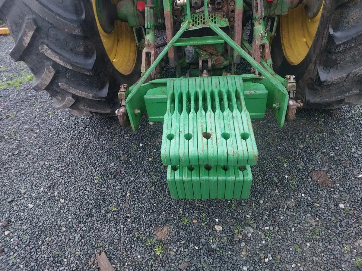 John Deere front weight - Image 1