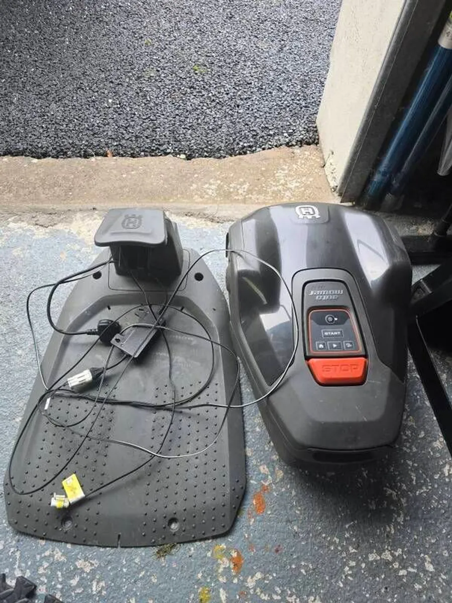 Husqvarna Aspire R4 Robot Mower - Image 1