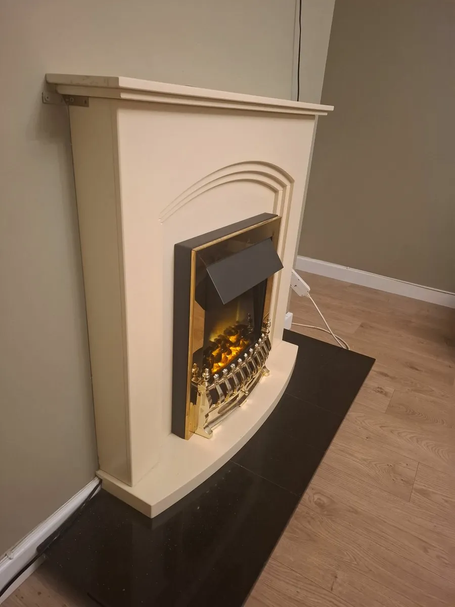 Electric fire - Image 2