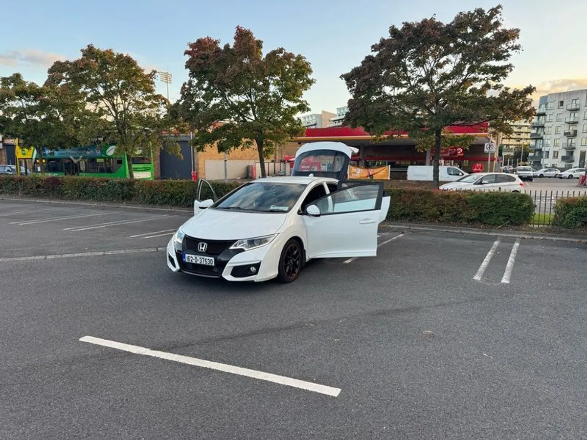 2016 Honda Civic - Image 2