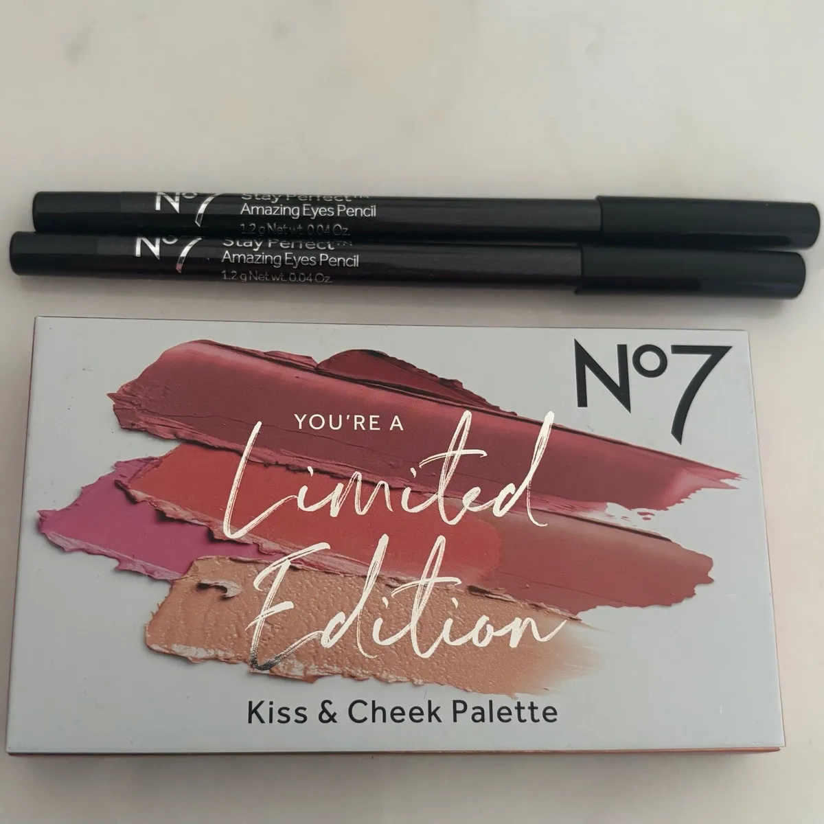 Brand New No.7 Makeup - Image 2