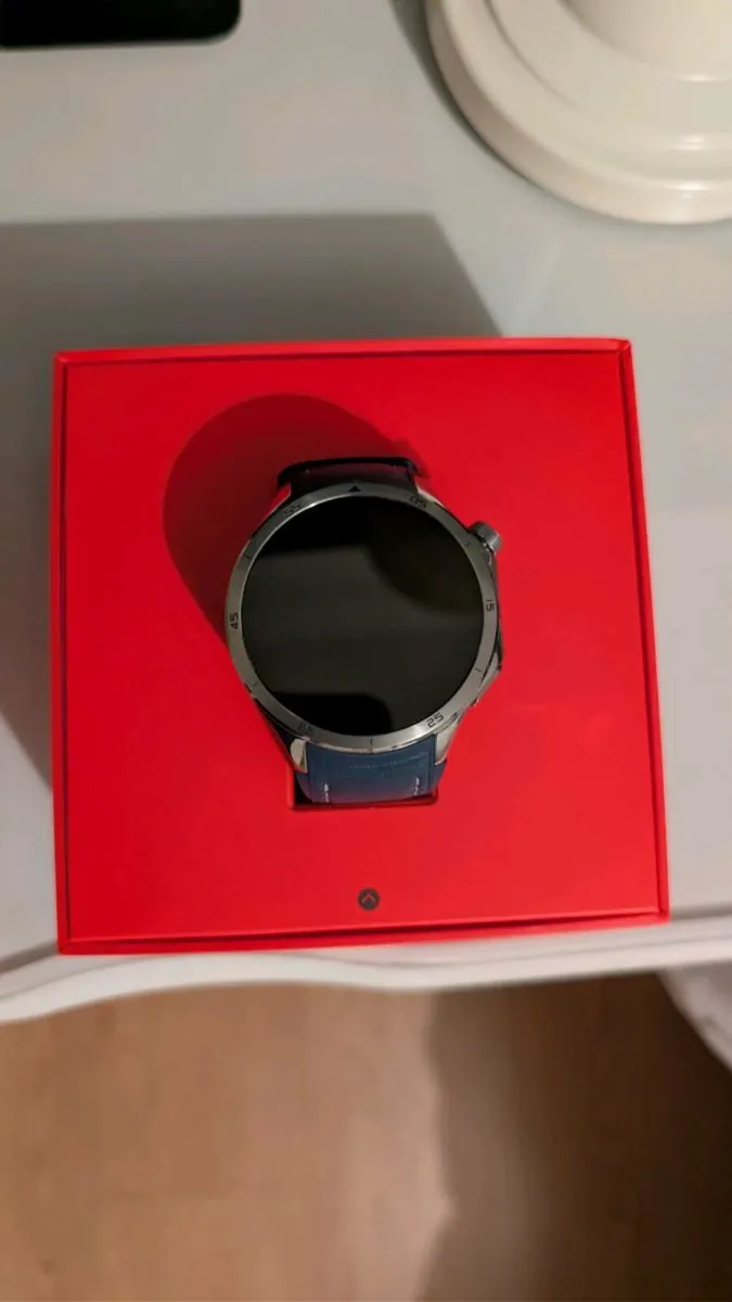 Oneplus Watch 3 - Image 1