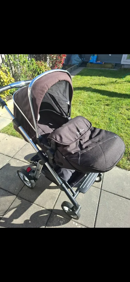 3 in 1 Travel System. Buggy Pram, Carseat, Isofix - Image 1
