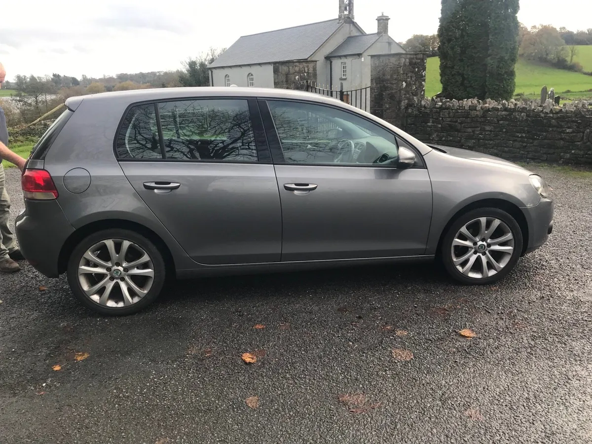 Volkswagen Golf - Image 4