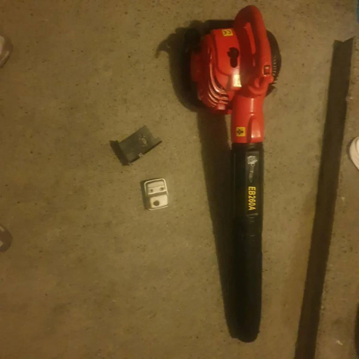 LEAF BLOWER - Image 1