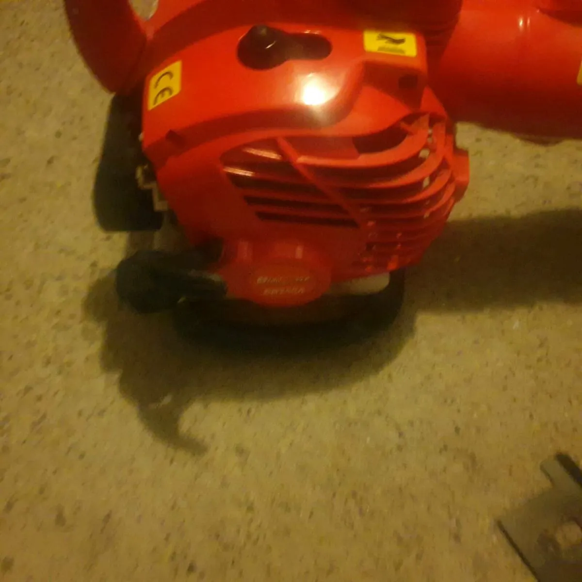 LEAF BLOWER - Image 2