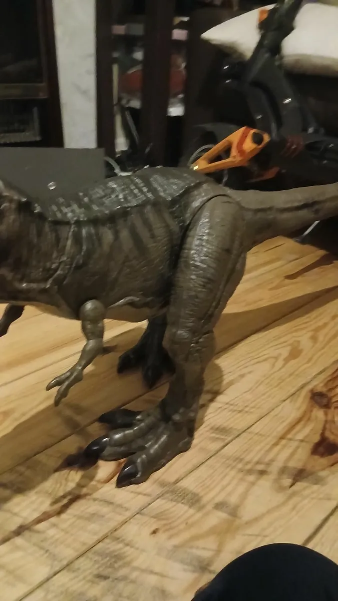 Super colossal t rex jurassic world - Image 2