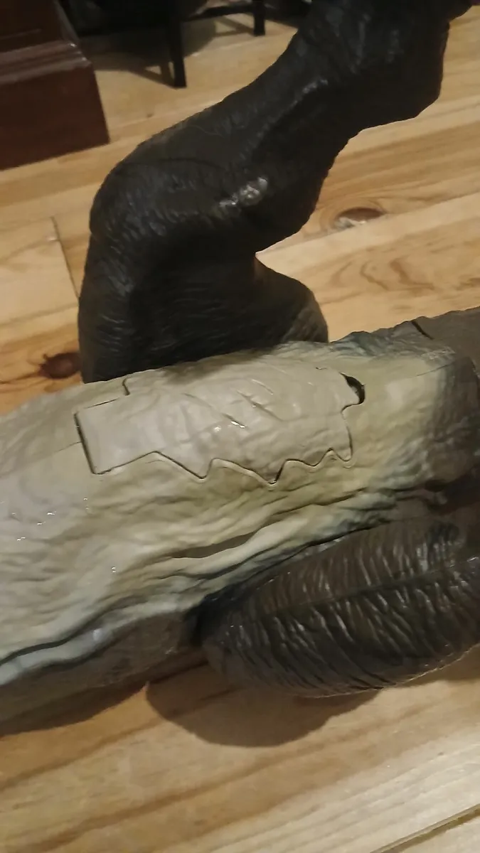 Super colossal t rex jurassic world - Image 3