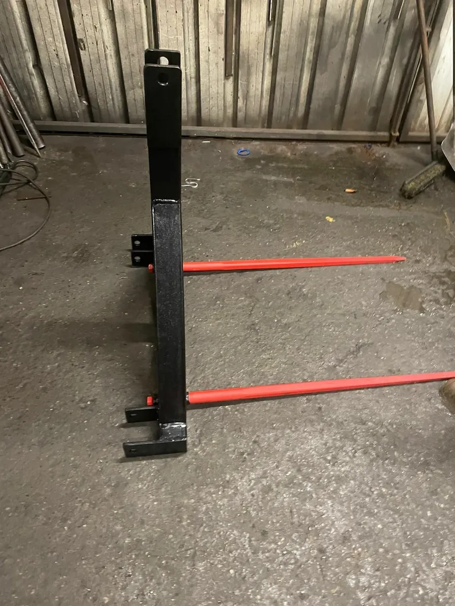 Bale spike - Image 2