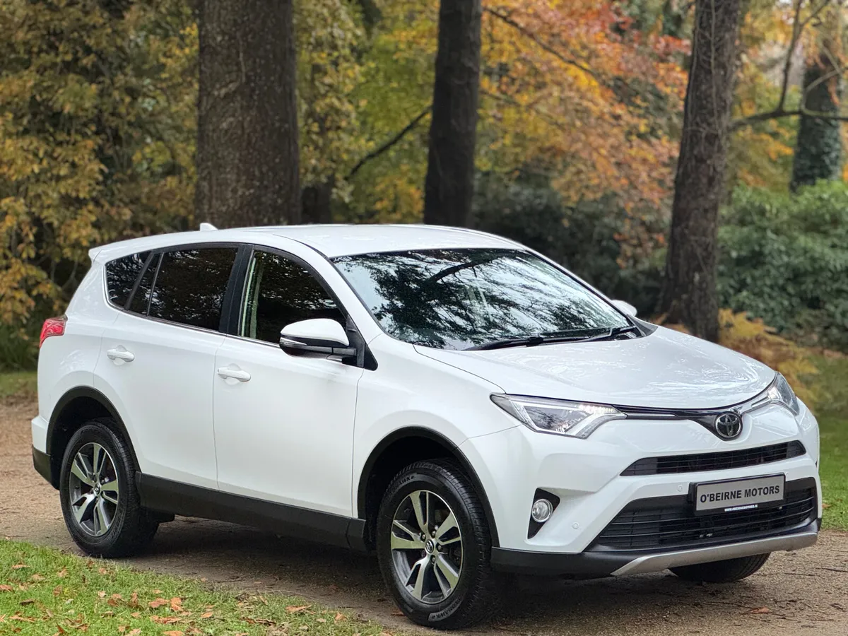 2.0 D-4D BUSINESS EDITION * LOW KMS * - Image 4