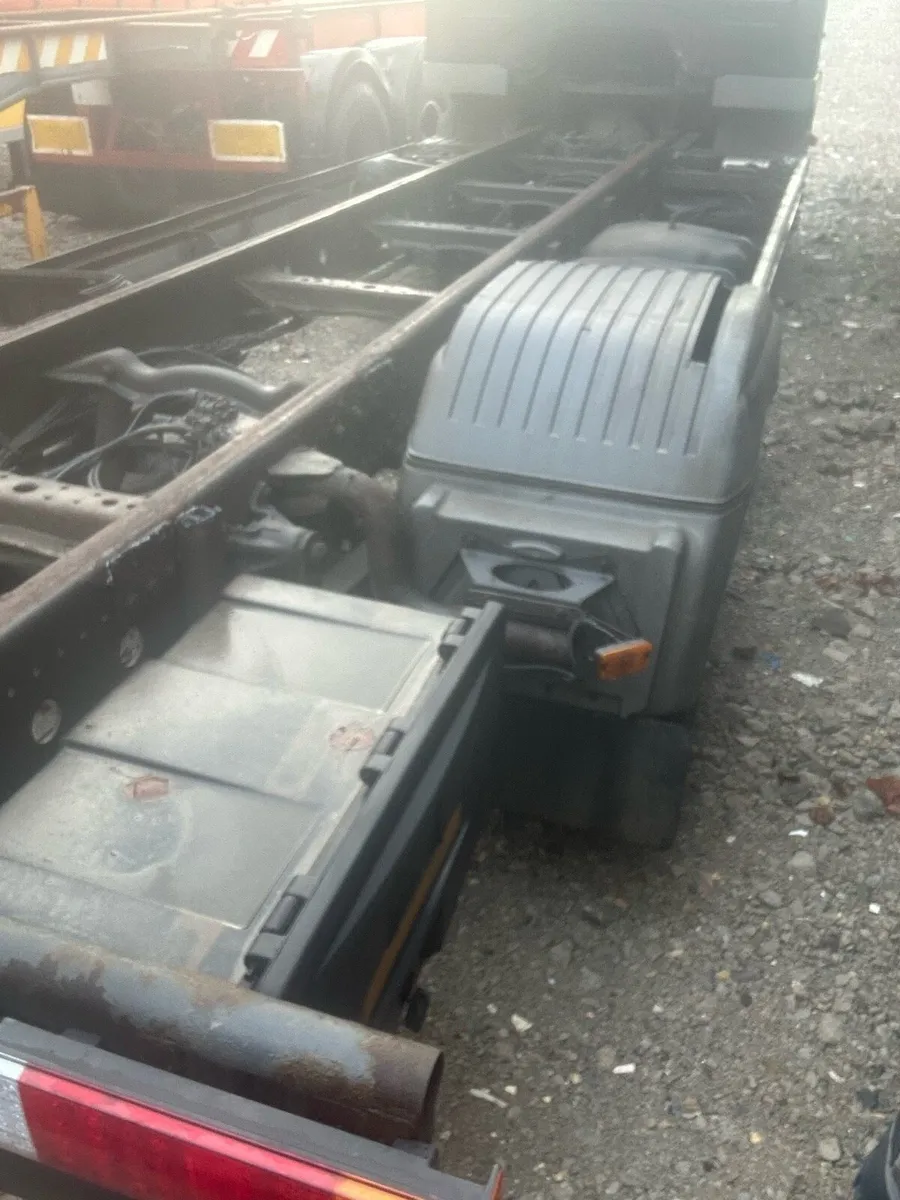 Mercedes 1324 - Image 2