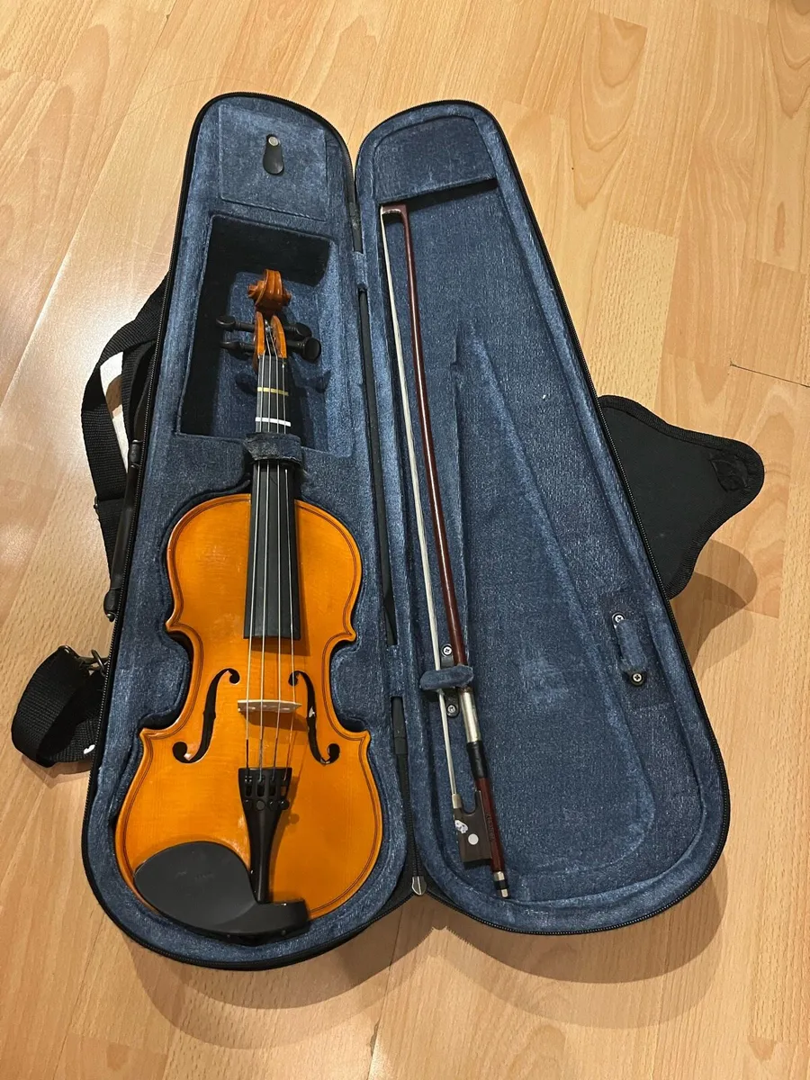 Valencia Violin - Image 1