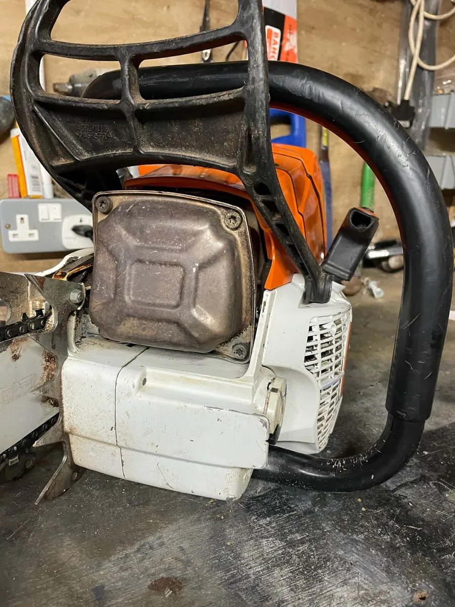 STIHL ms500i 25inch chainsaw - Image 4