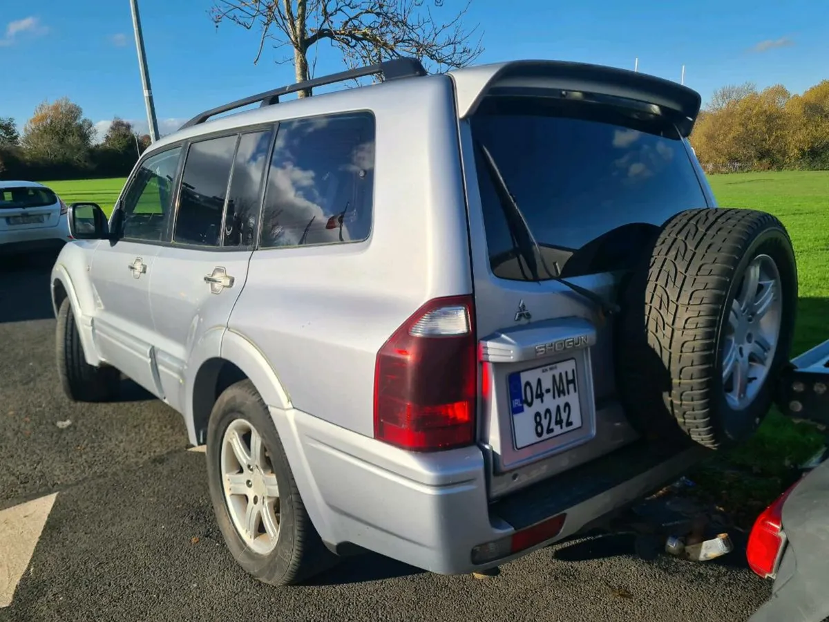 Mitsubishi  pajero 3.2 - Image 4